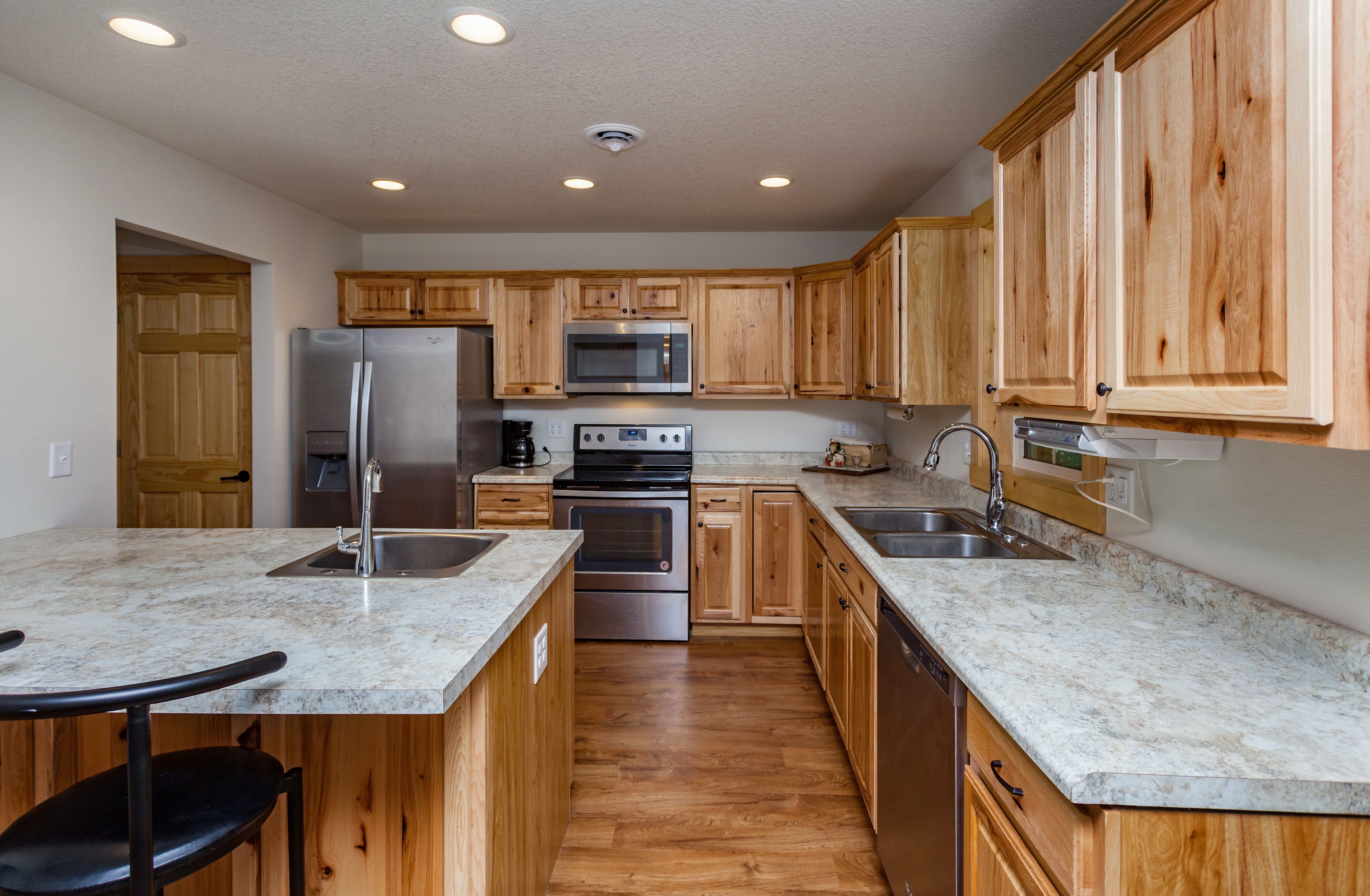 Walker Kitchen 3 - Lake Homes and Farms Realty